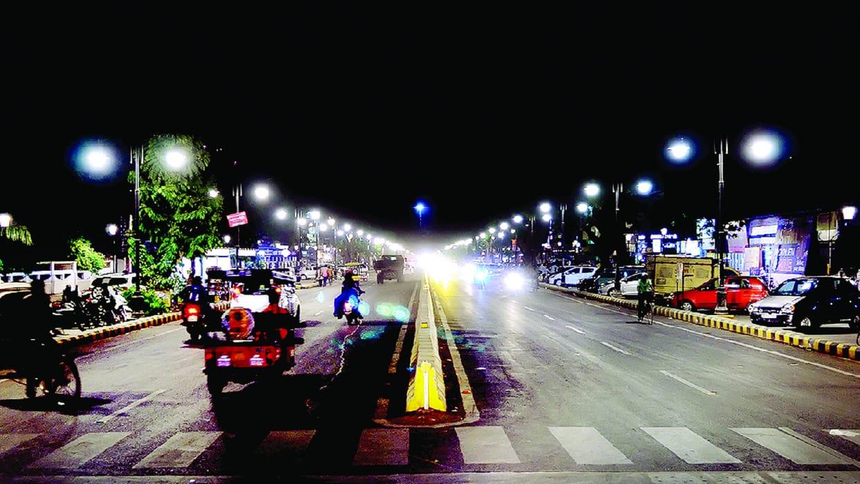 On Mahatma Gandhi Marg in Civil Lines there will be a different way for Kumbh Yatris
