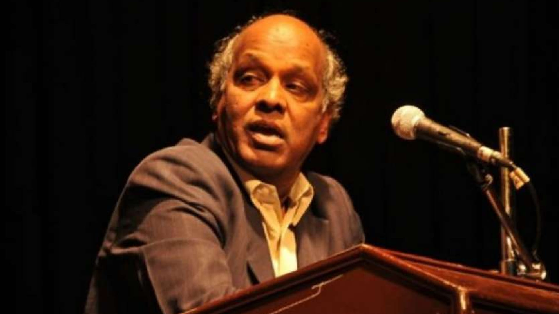 Death Anniversary Rahat Indori was not only a great shayar but also wrote many songs for bollywood
