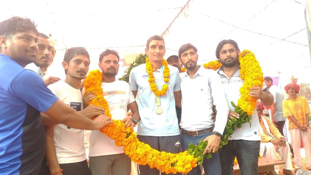 Welcome to Sandeep Poonia, who returned after winning the bronze medal in the Commonwealth Games