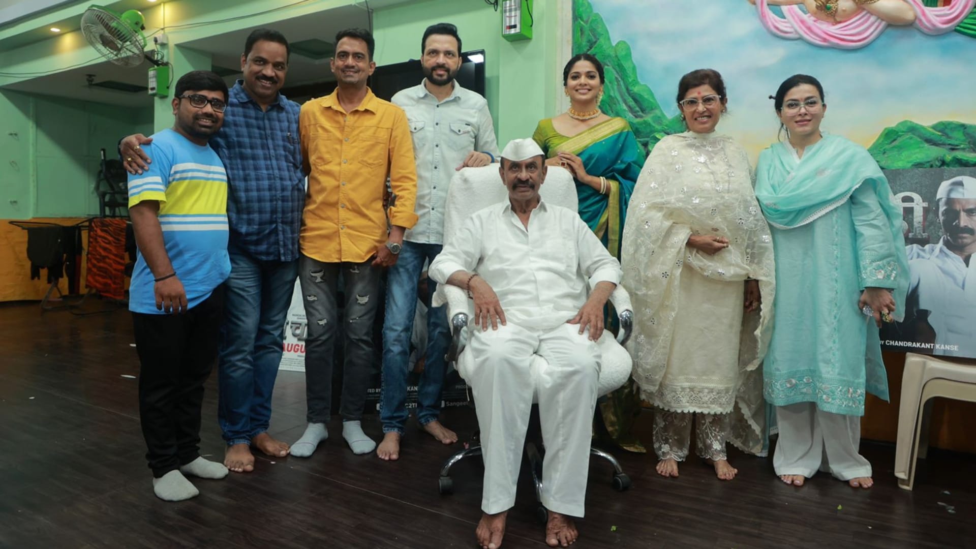 Dagdi Chal 2 marathi action movie trailer launched by arun gawli in mumbai with makarand deshpande