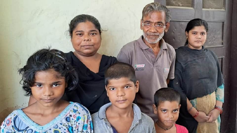 Theater operator made battery operated projector