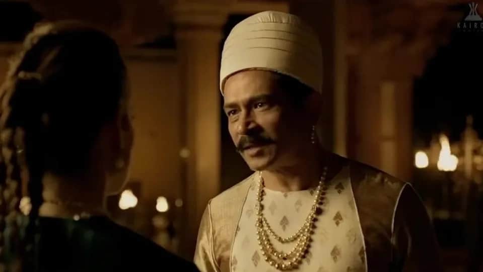 Laal Singh Chaddha: Not Aamir Khan writer Atul Kulkarni is a real hero of the film, know his Iconic Characters