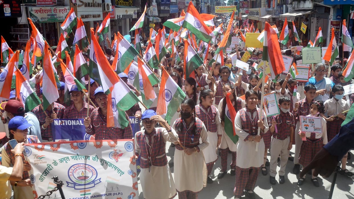 Message given to hoist the tricolor at homes shouting slogans of Bharat Mata Ki Jai
