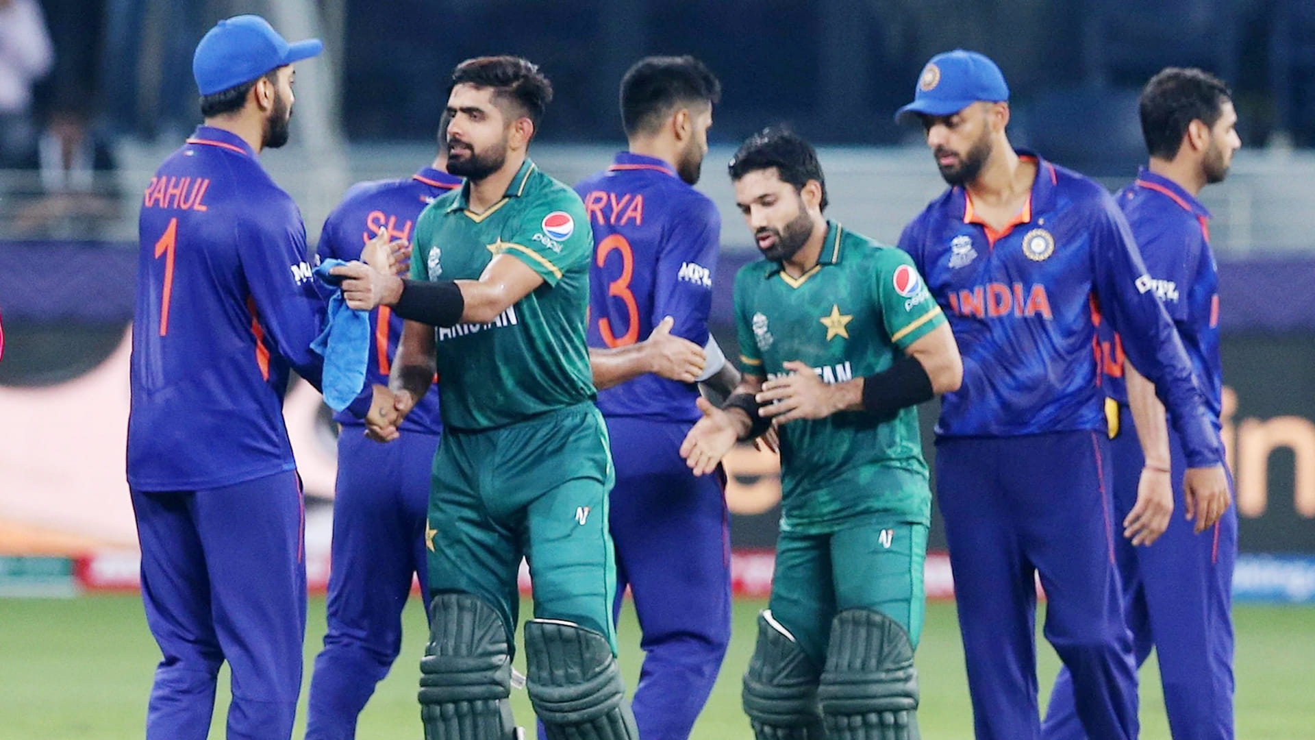 Aaqib Javed compares India, Pakistan teams says Pak Doesn't have Hardik pandya; IND vs PAK Asia Cup