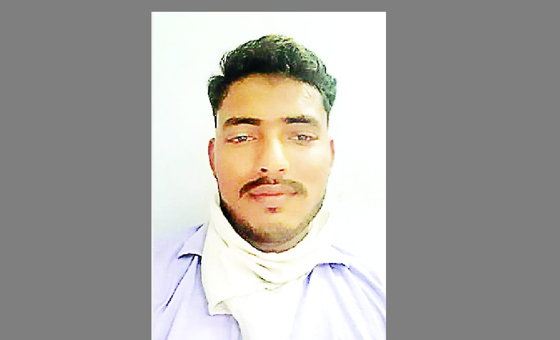 a young man was died by a train after a dispute with his wife in Kanpur Dehat
