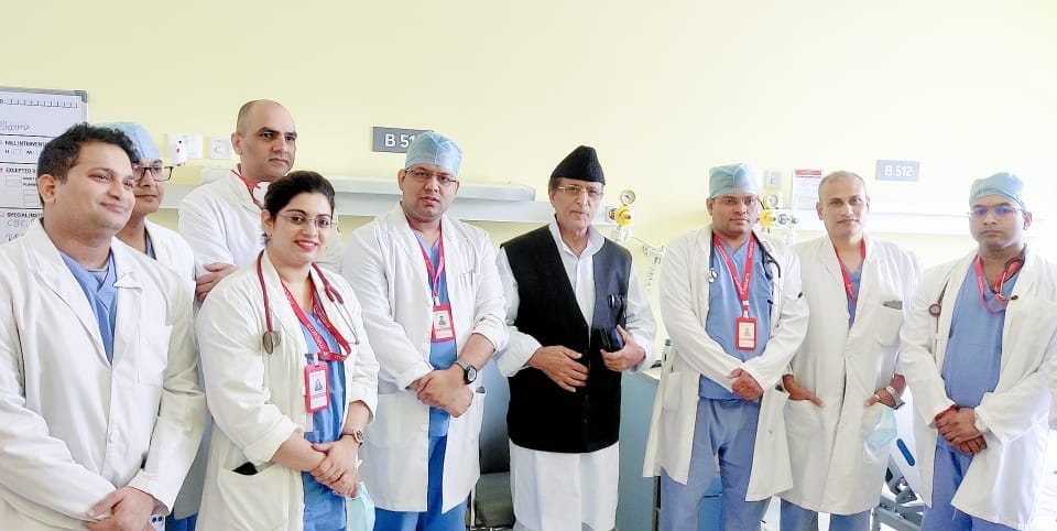 Azam Khan discharged from hospital, was admitted to Medanta due to difficulty in breathing