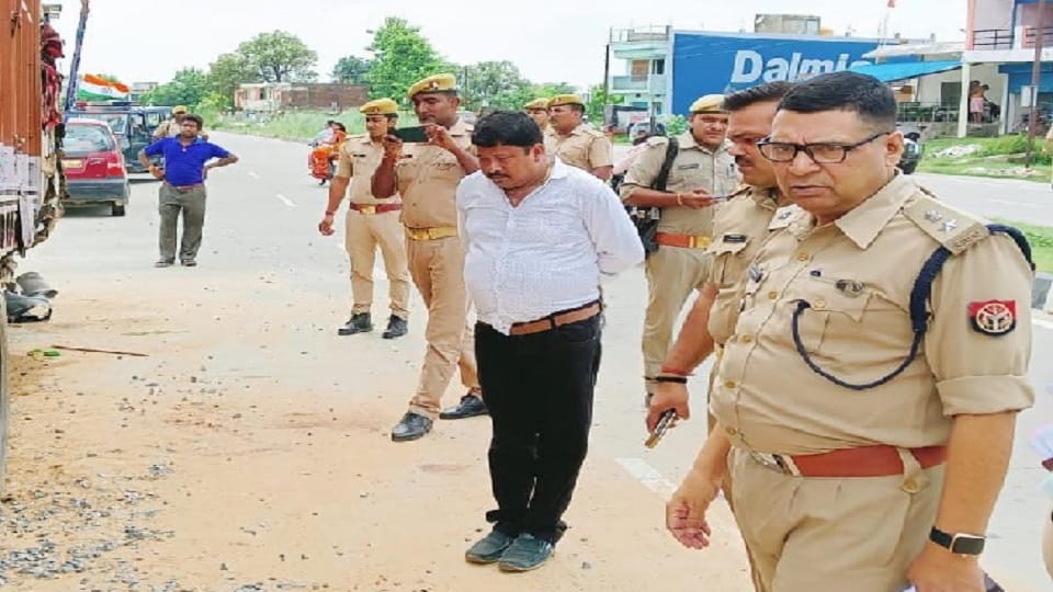 tried to crush cbi deputy sp rupesh kumar srivastava with a truck in gorakhpur