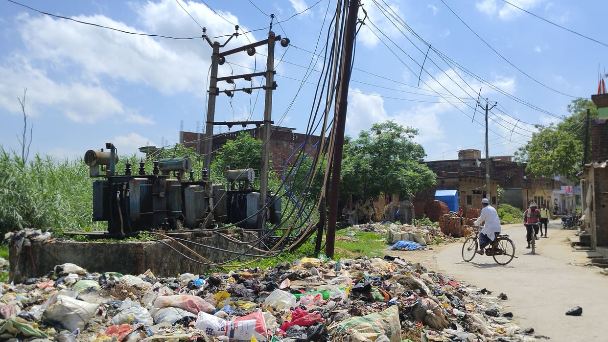 Transformers are kept in the open without security arrangements