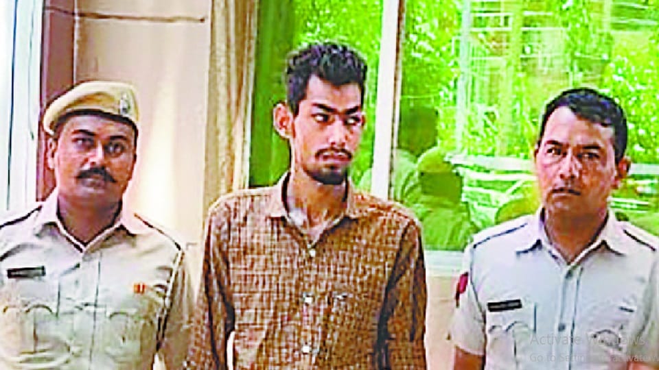 Accused who killed mother arrested in Gurugram s village Garhi hindi news