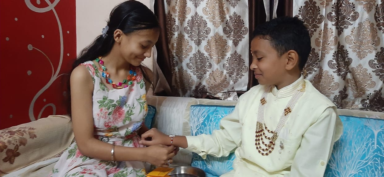 Sisters tie rakhi, brothers promise to protect