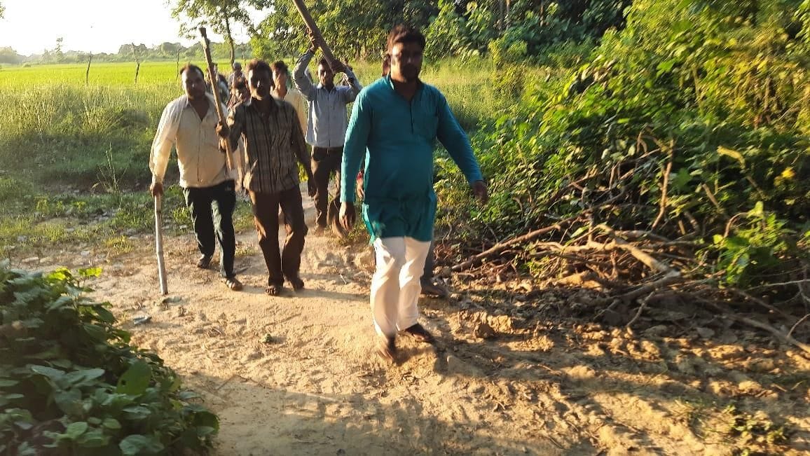 Villagers of Belbhar engaged in search of leopard