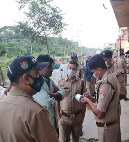 उत्तराखंड पुलिस (प्रतीकात्मक तस्वीर)