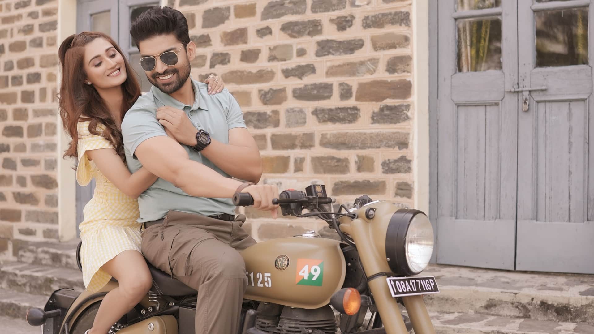 Arushi Nishank Gurmeet jubin nautiyal song Teri Galliyon se on independence day love story of military officer