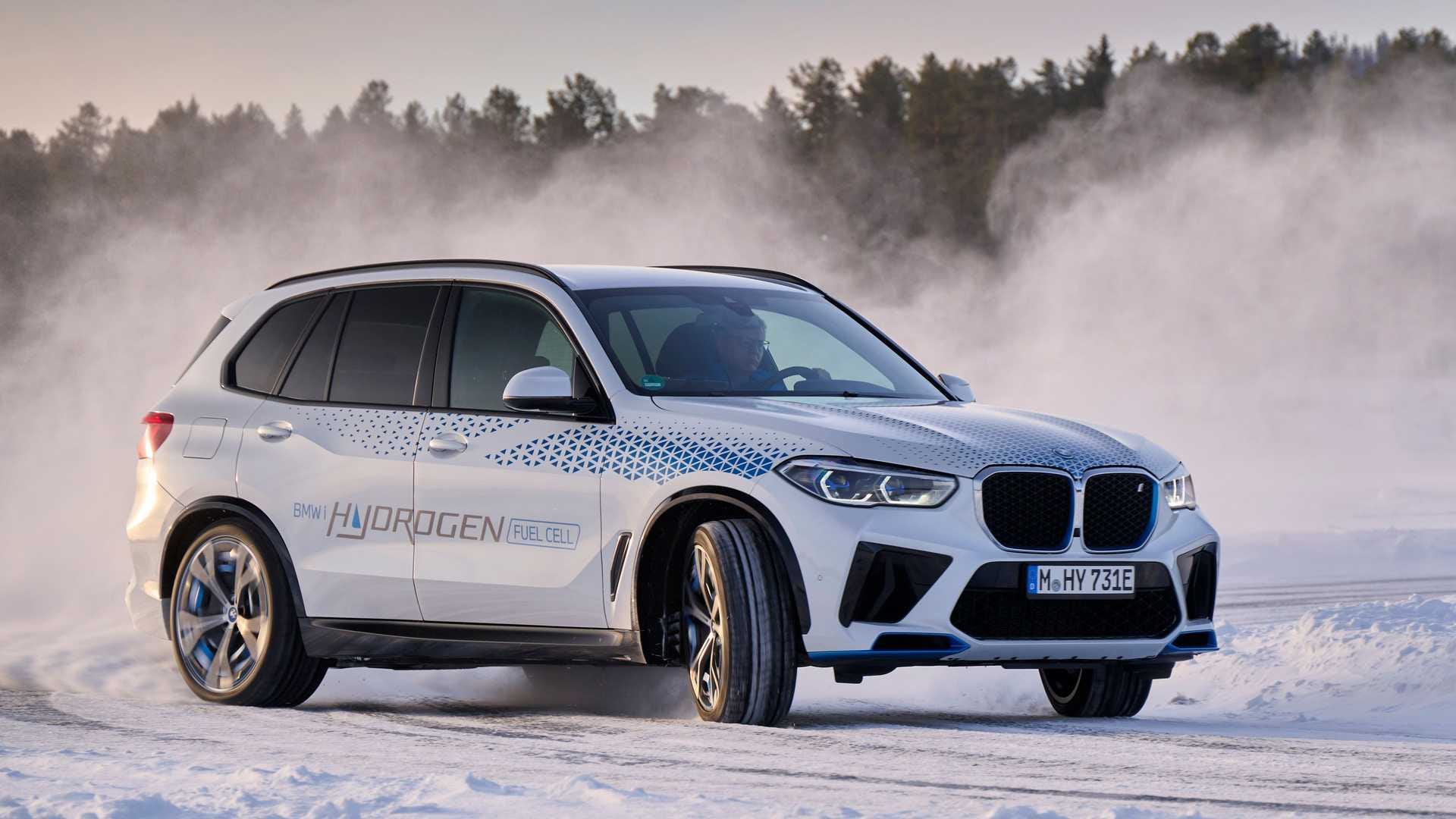 Hydrogen Fuel Cell Vehicles BMW and Toyota join hands for making new Hydrogen Fuel Cell Cars