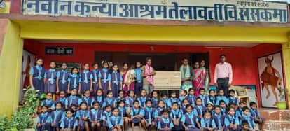 CRPF: officer who lost his leg in the Naxal attack provide TV to tribal girls of Sukma