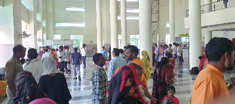 Patients upset due to power cut in MCH wing