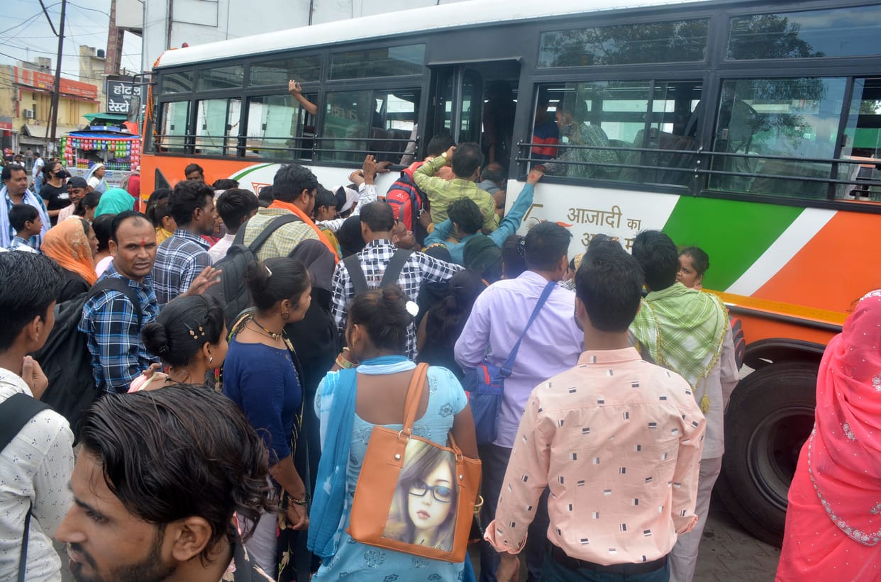 Roadways provided free bus travel to 80 thousand sisters in Aligarh