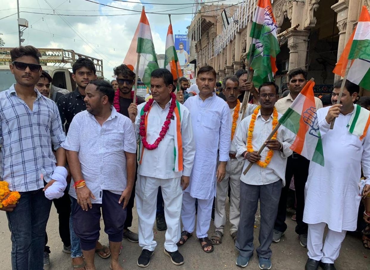 Mathura: Inflation, unemployment, increasing atrocities on women, Congress took out padyatra regarding jungle raj