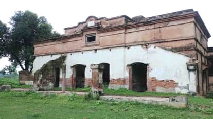 Amrit Mahotsav: lovers of freedom had burnt the mini tehsil of the British