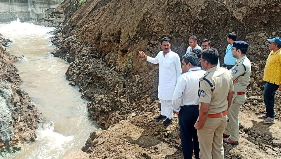 MP News: Corruption in Dhar's 304 crore Karam dam construction, no action was taken on the complaint three mon