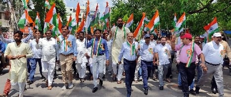 Kheer immersed in Amrit Mahotsav, the spirit of patriotism shown in the tricolor yatras