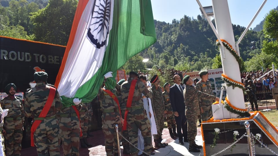 Lt Gen upendra Dwivedi reviews security situation along LOC hoists 72 feet high tricolor in Kiren