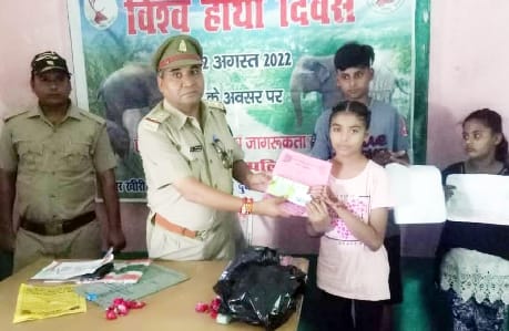 Winner of debate competition honored