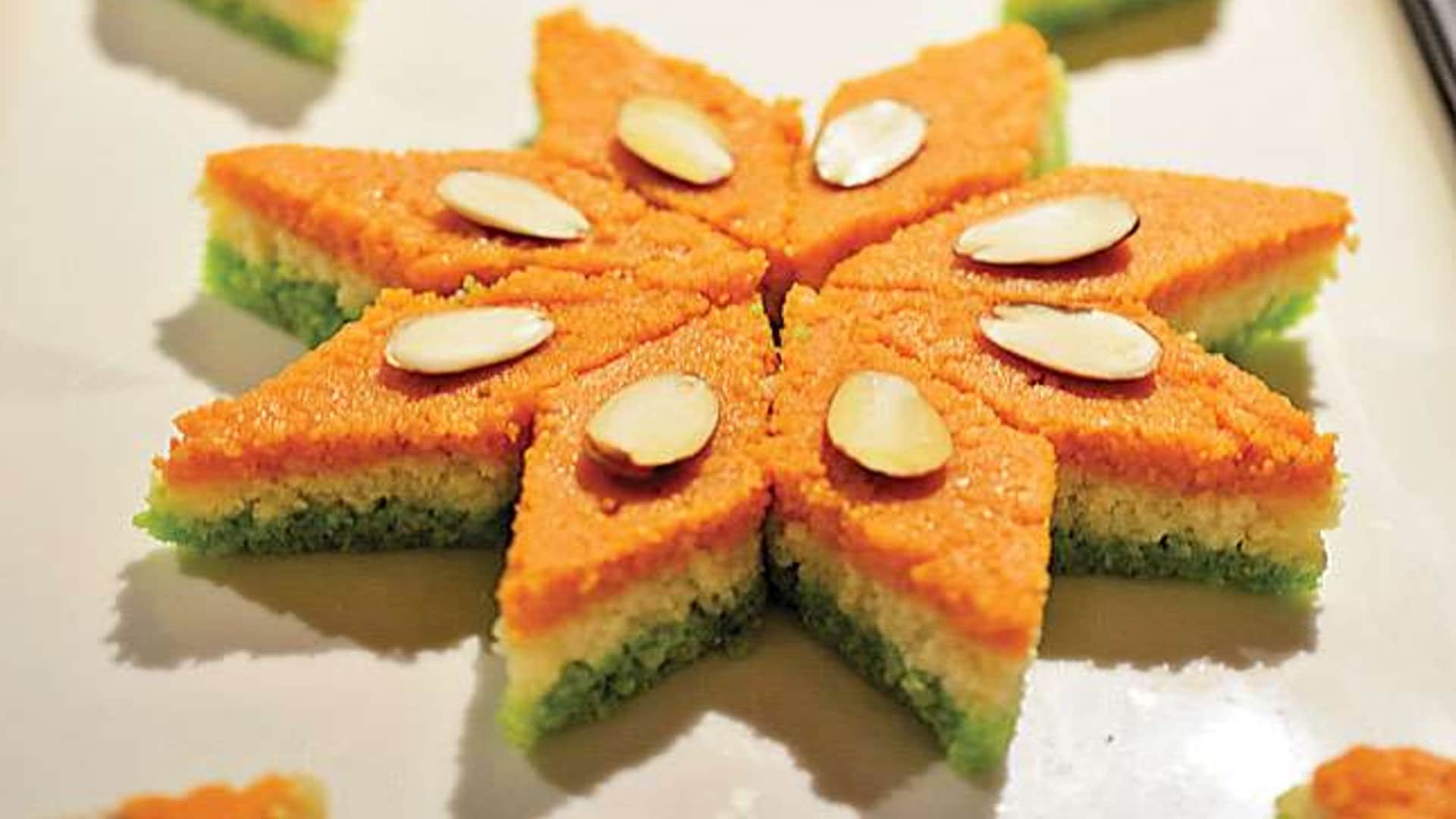 Independence Day 2022 Tiranga Barfi Recipe Special Tricolor Sweet Recipe in Hindi