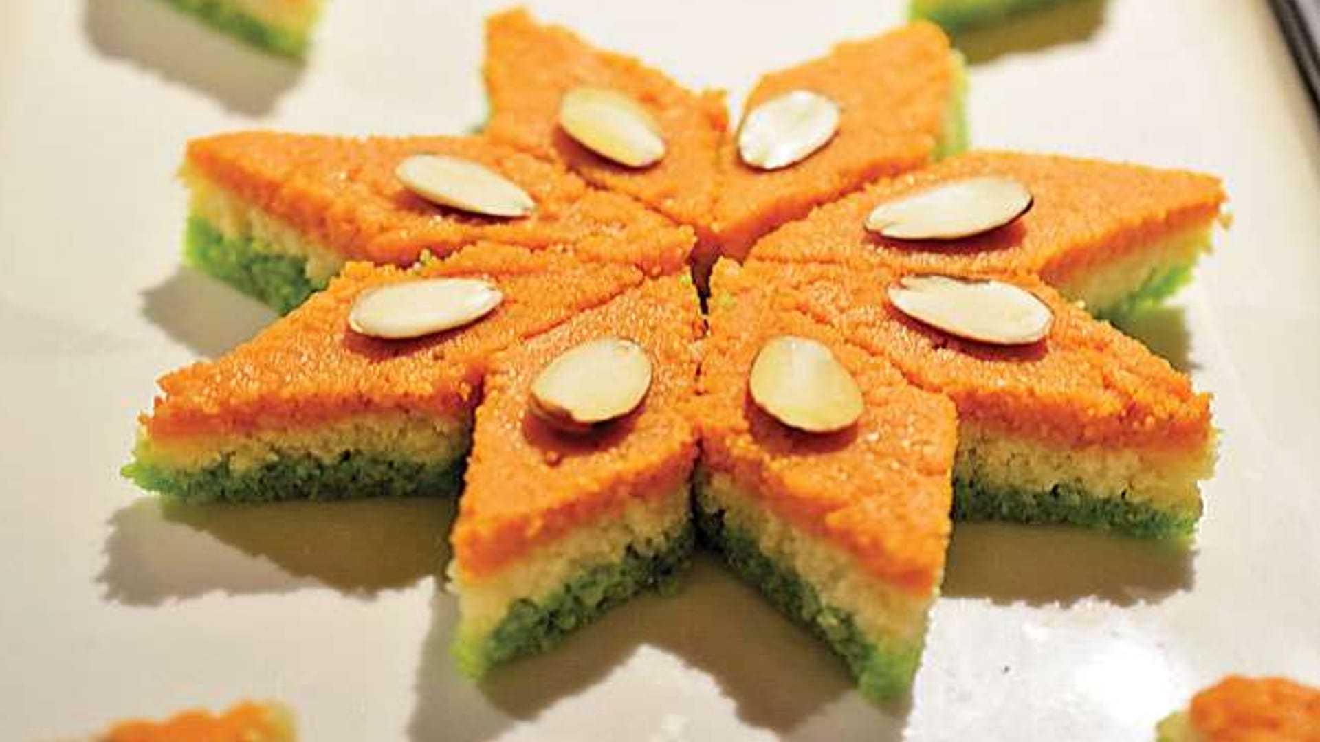Independence Day 2022 Tiranga Barfi Recipe Special Tricolor Sweet Recipe in Hindi