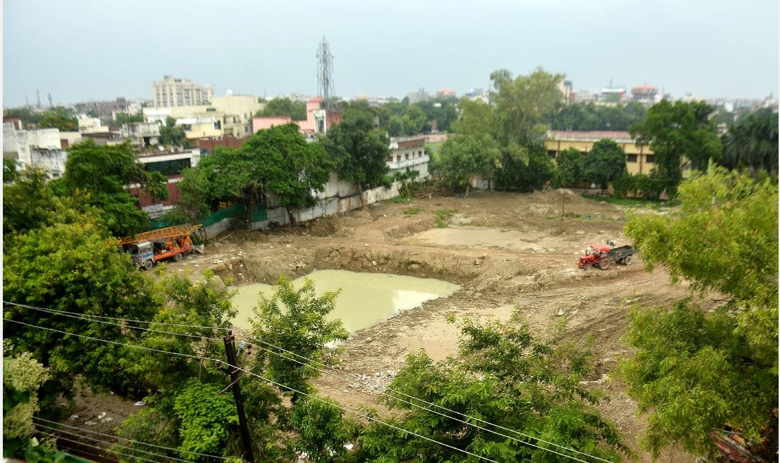 International sports arena to be built on 330 pillars in varanasi PM Modi laid foundation stone