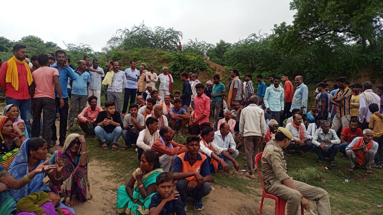 Banda: Competition to take credit after getting dead body unloaded