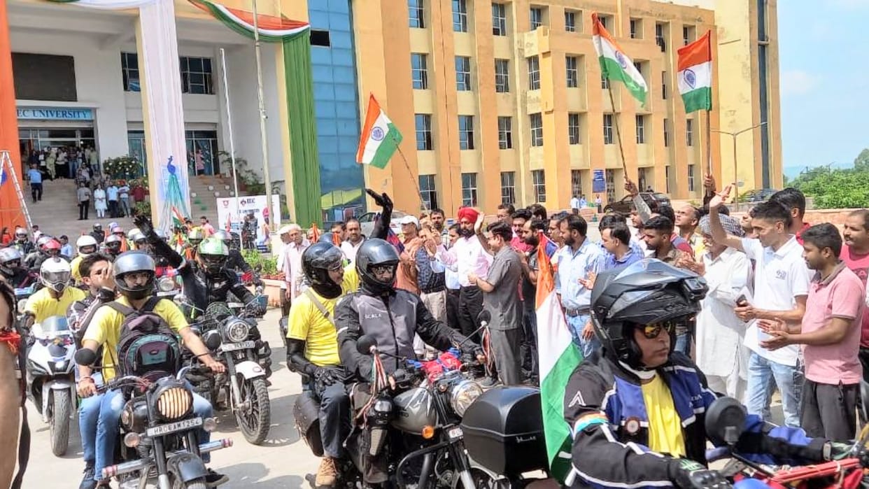 freedom bike rally in baddi barotiwala solan himachal pradesh