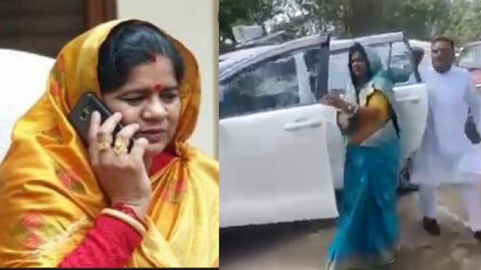 MP News: Supporter of Scindia, MP News: Supporter of Scindia, former minister Imarti Devi abused