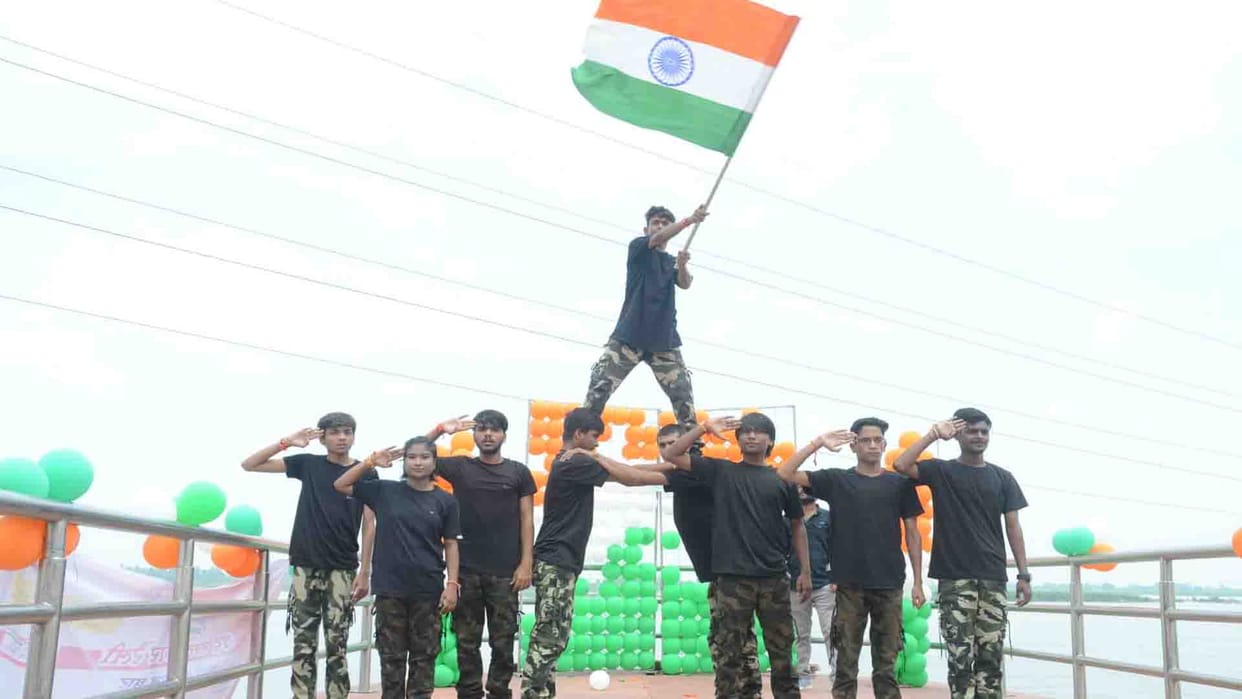Shyam Lal Gupta wrote flag song in Phoolbagh kanpur, Know all about Tricolor