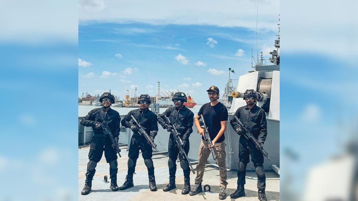 Kartik Aaryan spends a day with Indian Navy Officers, ahead of Independence day, see photos videos