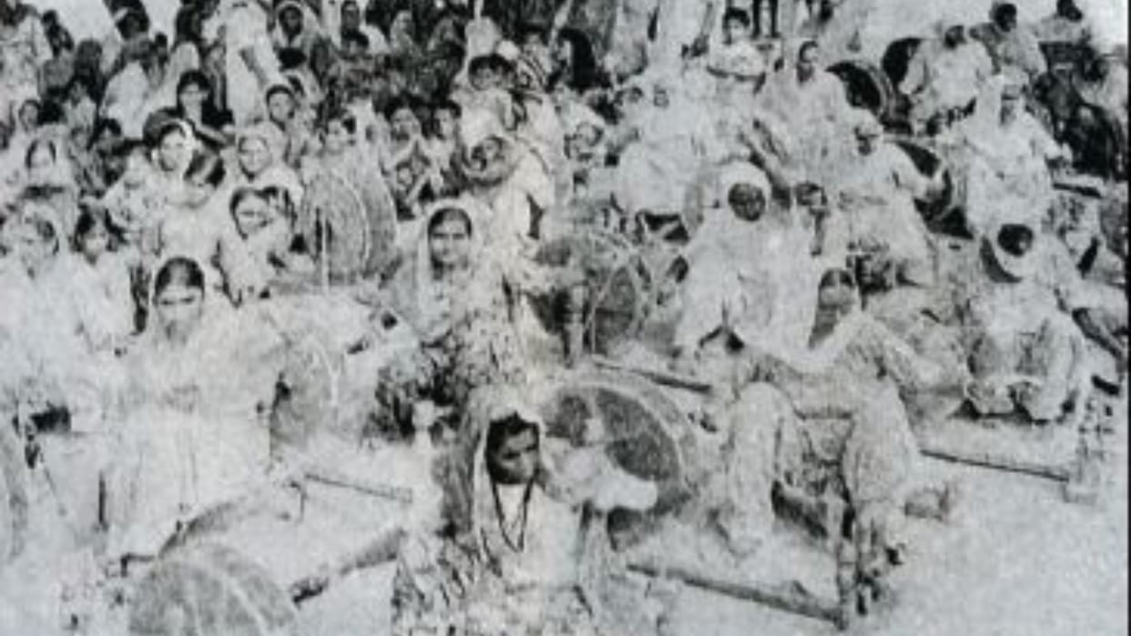In 1930, 200 women of Hisar took part in the Charkha Dangal