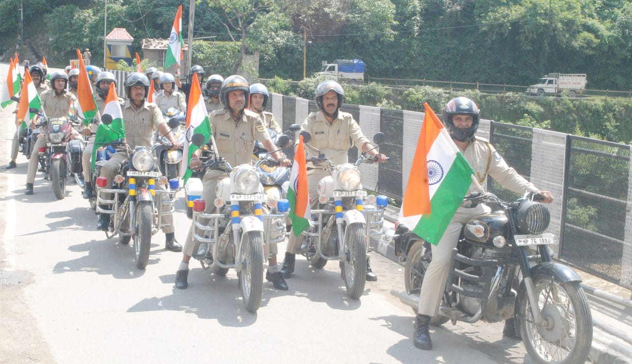 mandi news himachal news Message of patriotism given through tricolor rallies