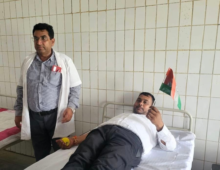 45 people donate blood