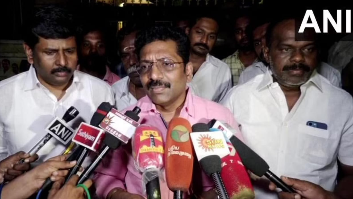 Twist to BJP vs TN Minister row man at centre of it quits party