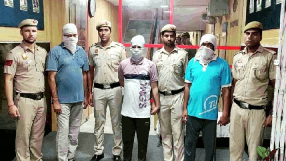 A suspended junior engineer robbed a company in Delhi s Subhash Place area