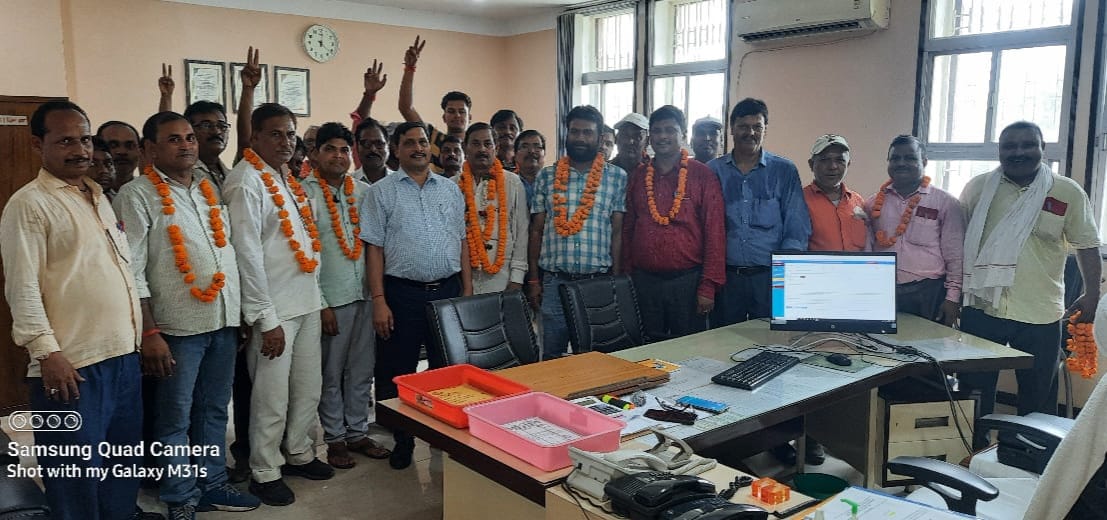 Ladder panel wins in management committee election