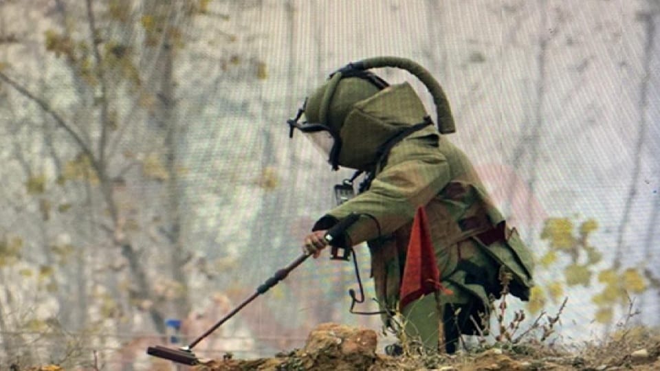 Delhi Police was able to find only one dummy bomb out of 15
