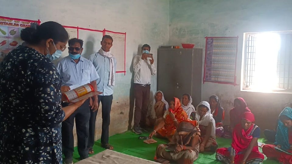 Jabalpur: Collector Harshika's passion made Mandla the first tribal literate district of the country