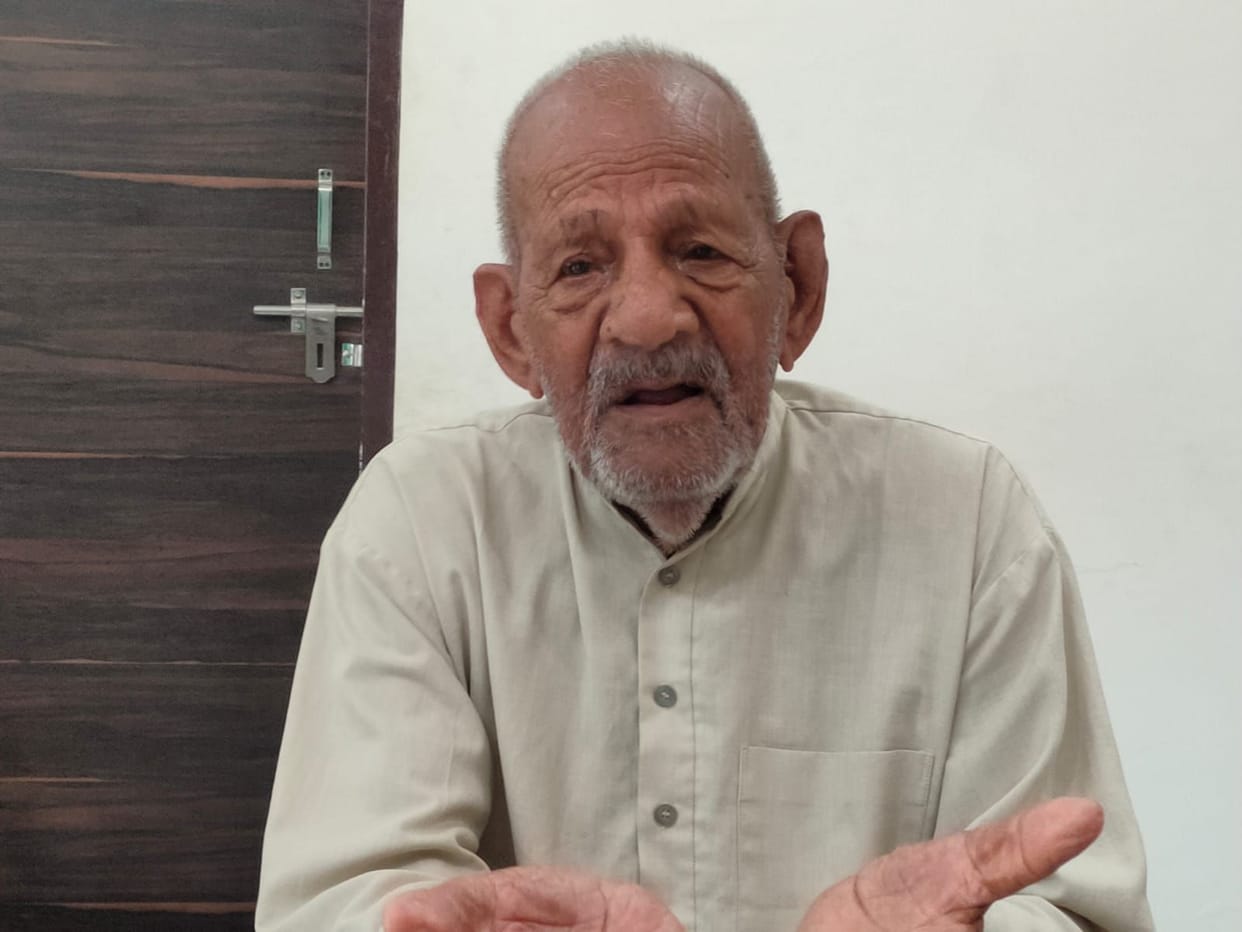Hearing 'You give me blood, I will give you freedom' fills Mangal Singh with enthusiasm even today.