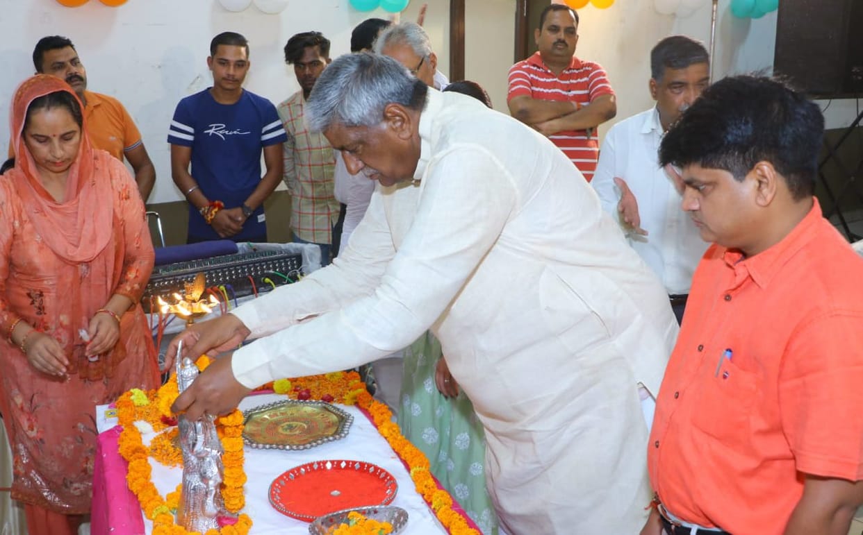 Patriotic spirit full of cultural programs