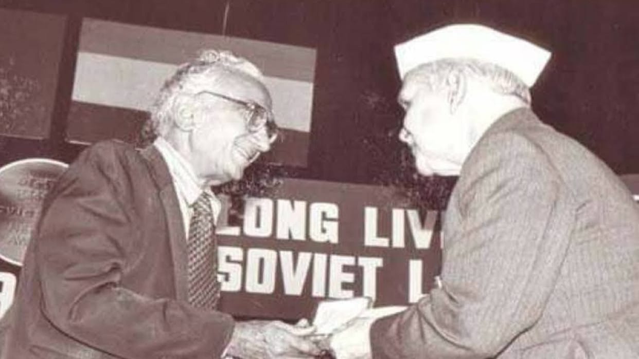 Independence Day Jagannath Azad wrote Pakistan's first Qaumi Tarana anonymous in Jammu-Kashmir