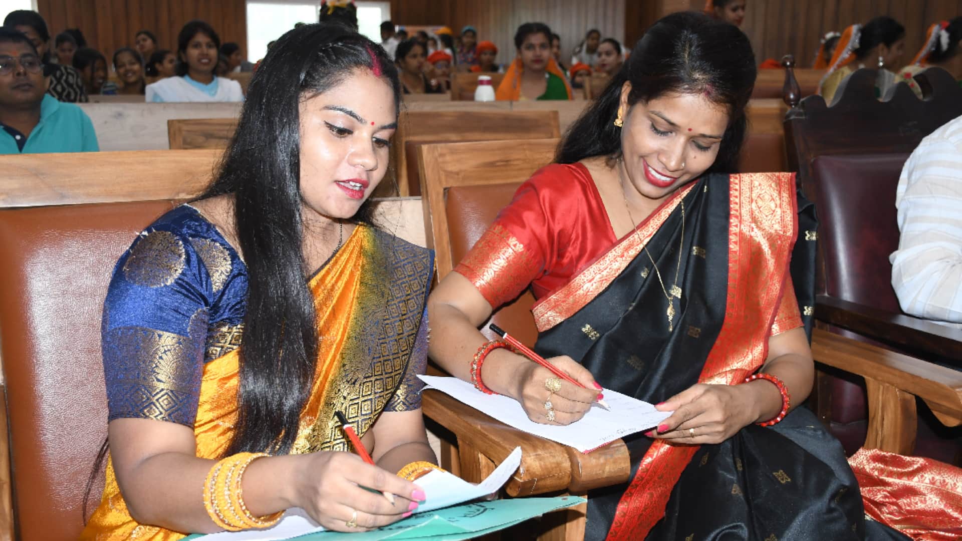 amar ujala Maa Tujhe Pranam Inter School Competition