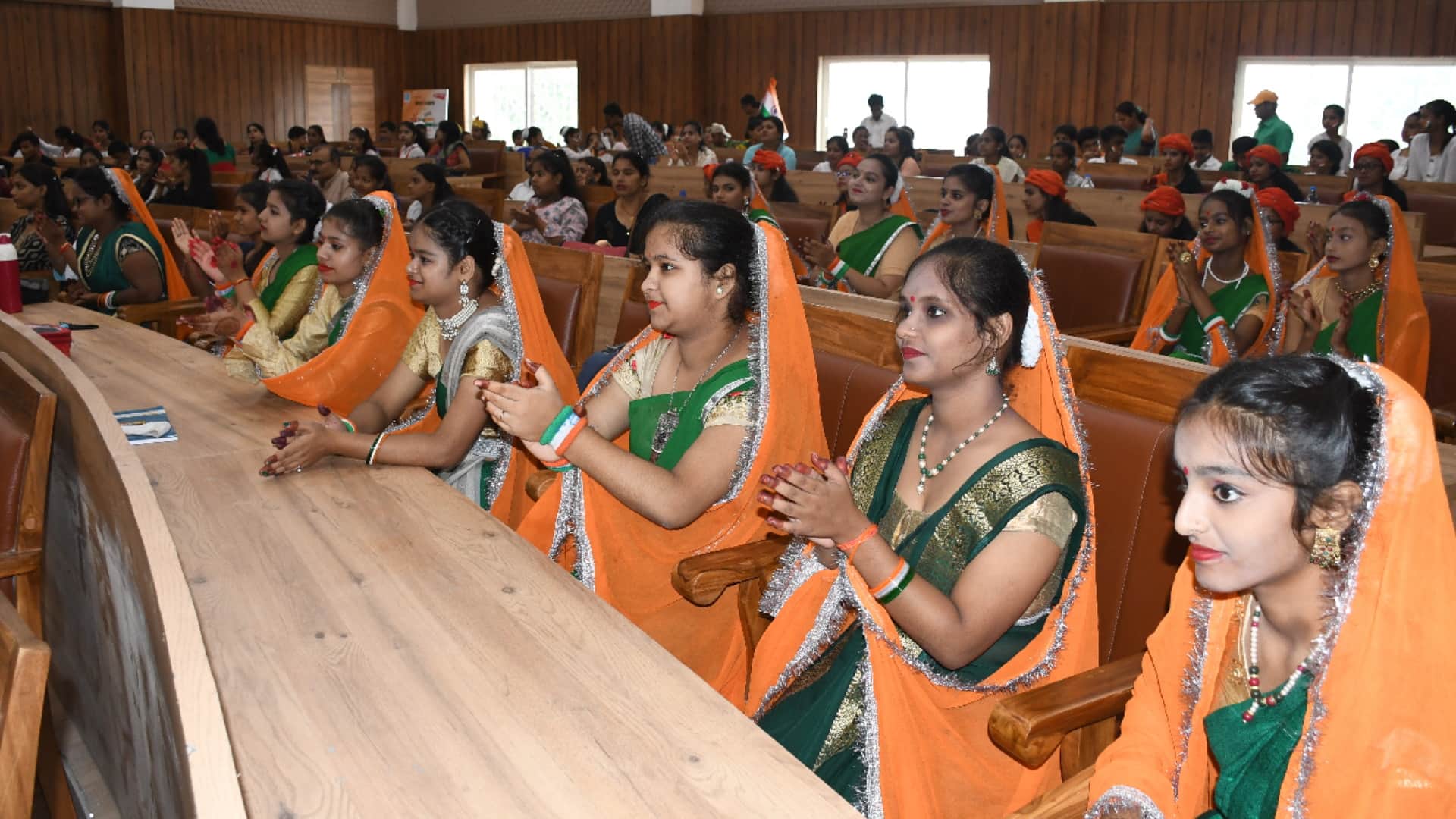 amar ujala Maa Tujhe Pranam Inter School Competition