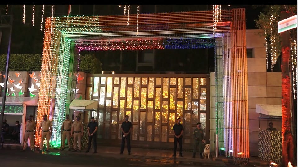 76th Independence Day Ambani House Antilia Shone With The Light Of The Tricolor