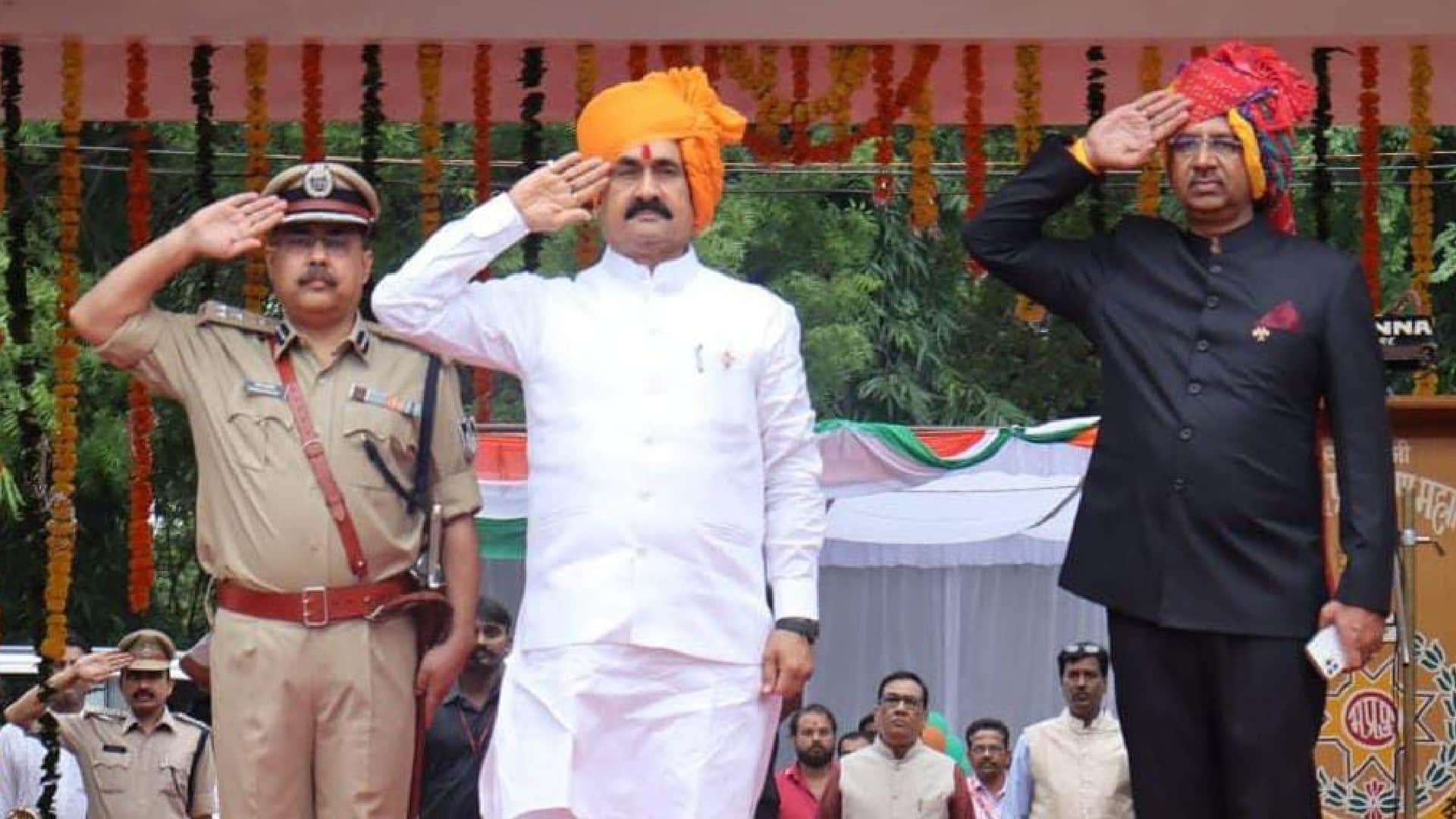 CM Shivraj hoisted the tricolor in Bhopal, Kamal Nath celebrated independence in the party office